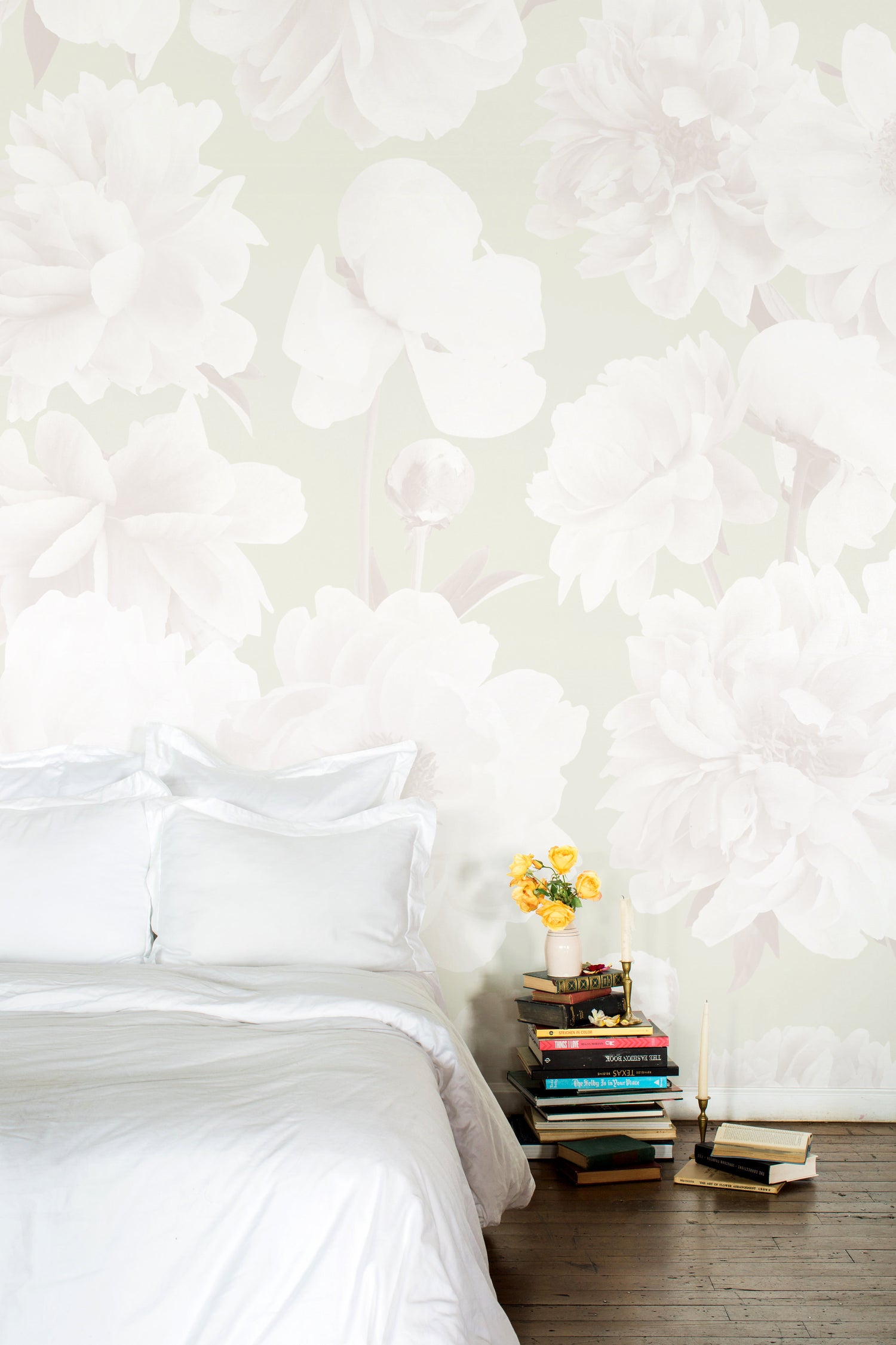Ariella Neutral Floral Wallpaper - Ashley Woodson Bailey
