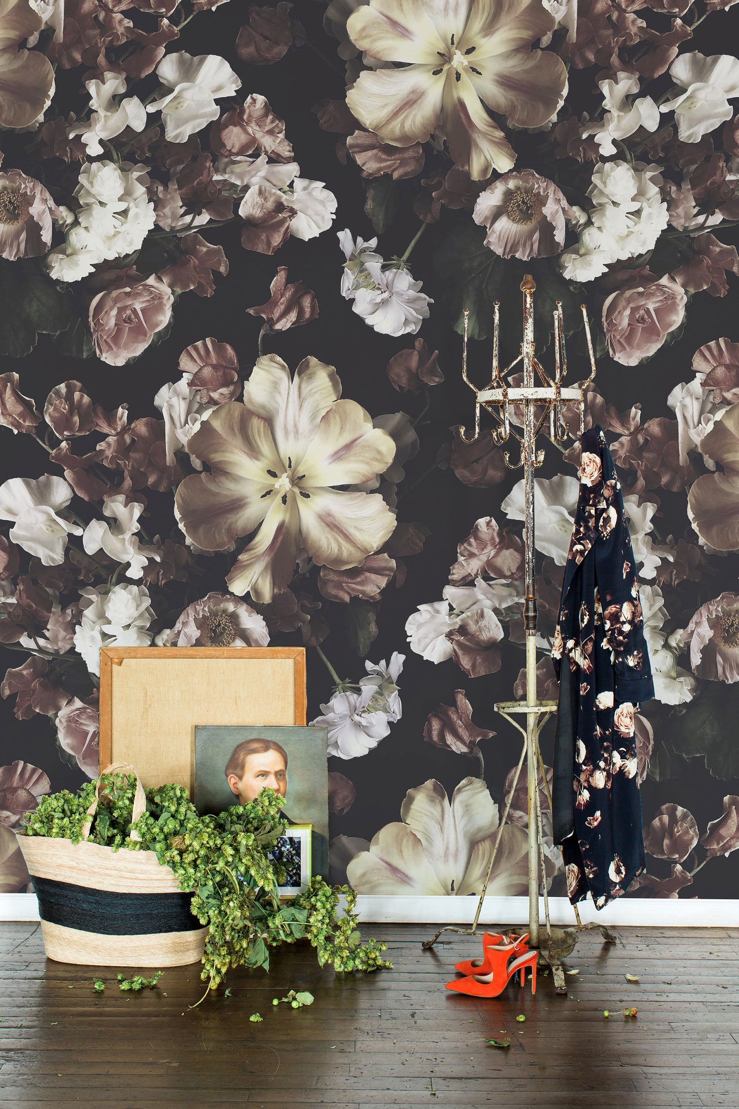 Reese Dark Floral Wallpaper - Ashley Woodson Bailey